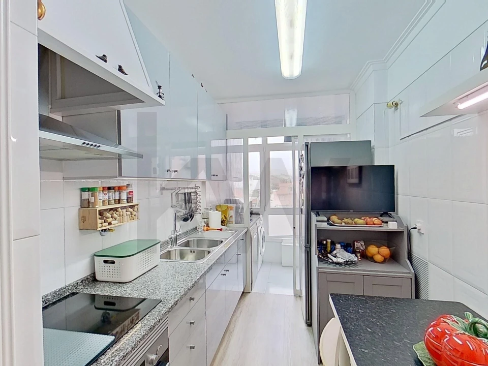 Apartamento T2 para Venda em Barcarena Foto 1