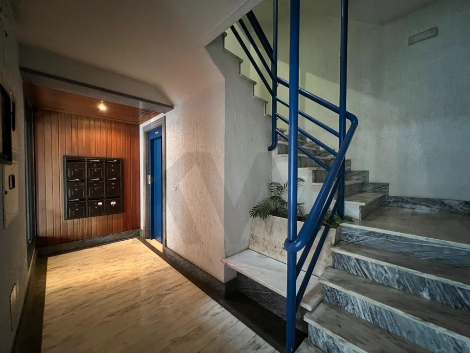 Apartamento T2 para Venda em Barcarena Foto 25