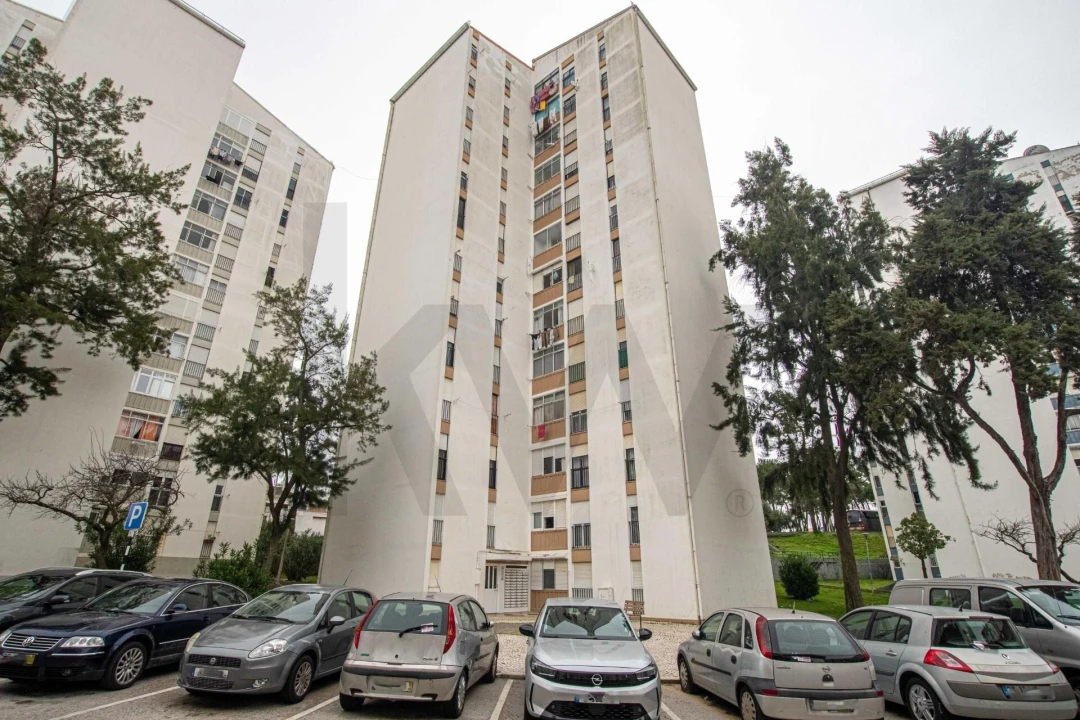 Apartamento T2 para Venda em Corroios Foto 1