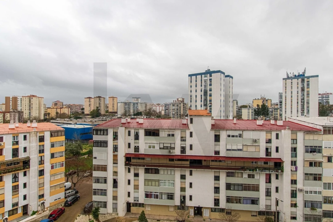 Apartamento T2 para Venda em Corroios Foto 21