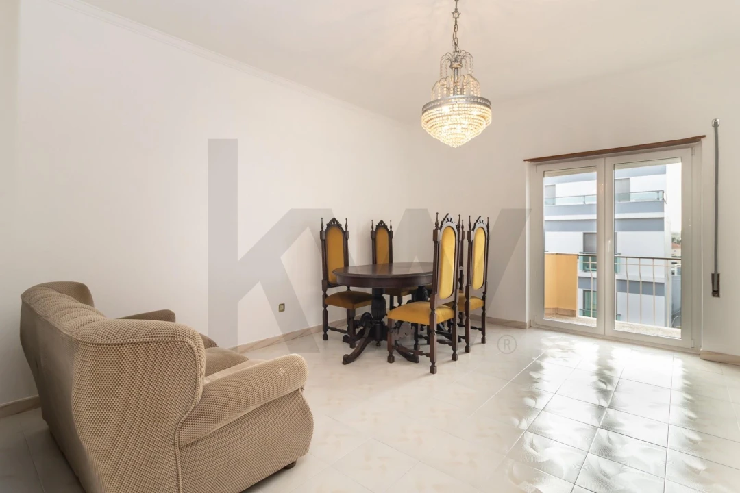 Apartamento T3 para Arrendamento em Amora Foto 13