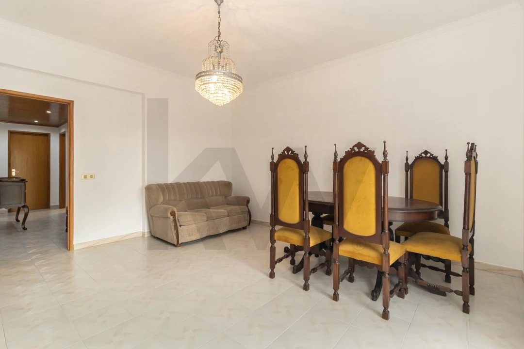 Apartamento T3 para Arrendamento em Amora Foto 18