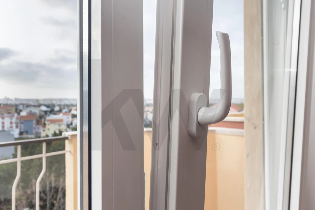 Apartamento T3 para Arrendamento em Amora Foto 22