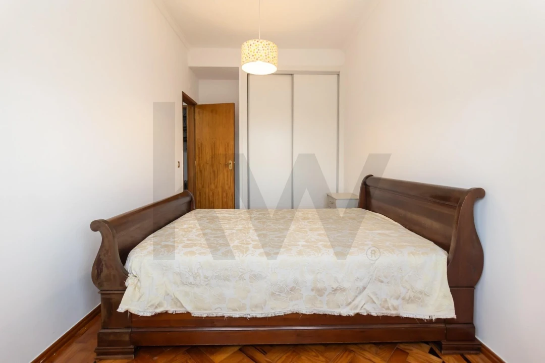 Apartamento T3 para Arrendamento em Amora Foto 27