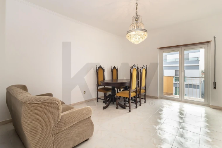 Apartamento T3 para Arrendamento em Amora Foto 13