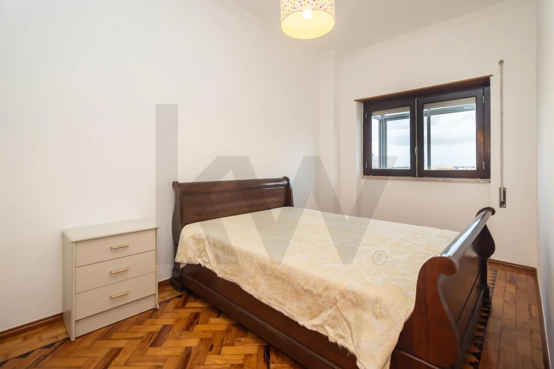 Apartamento T3 para Arrendamento em Amora Foto 26