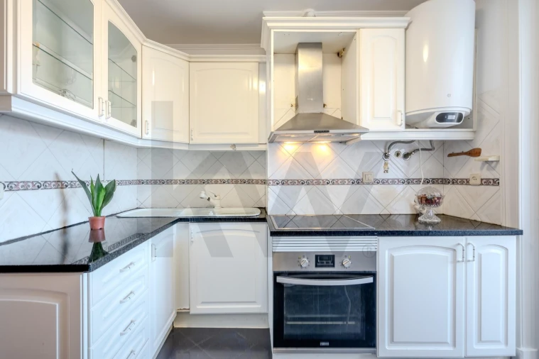 Apartamento T3 para Venda em Arroios Foto 12