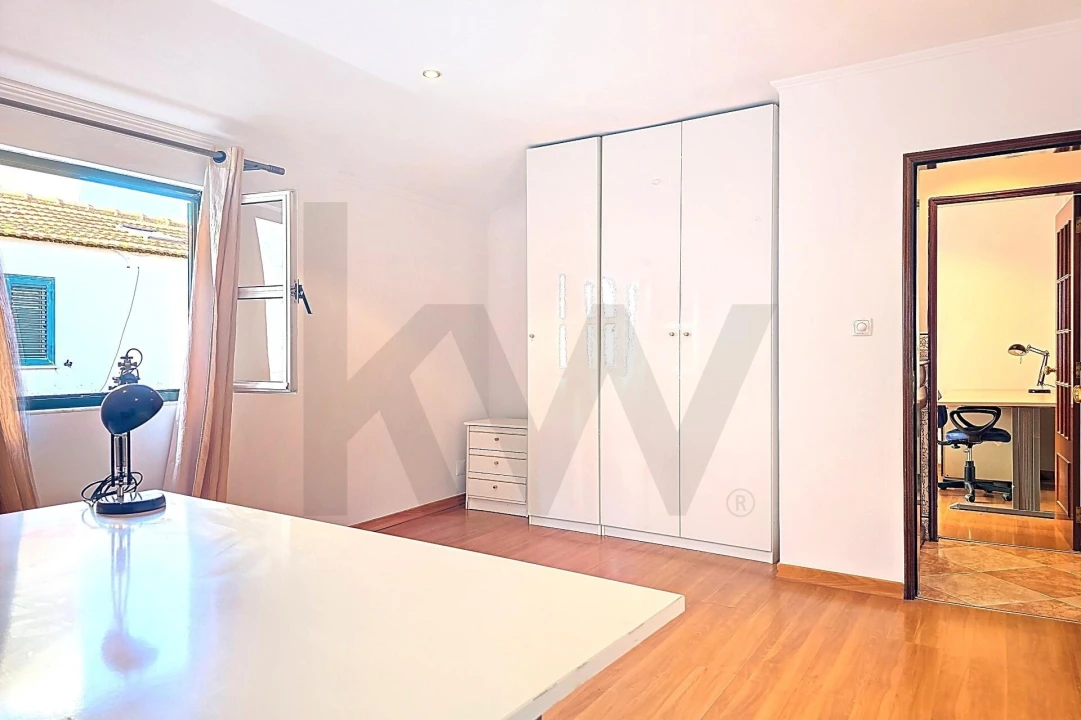 Apartamento T3 para Venda em Arroios Foto 6