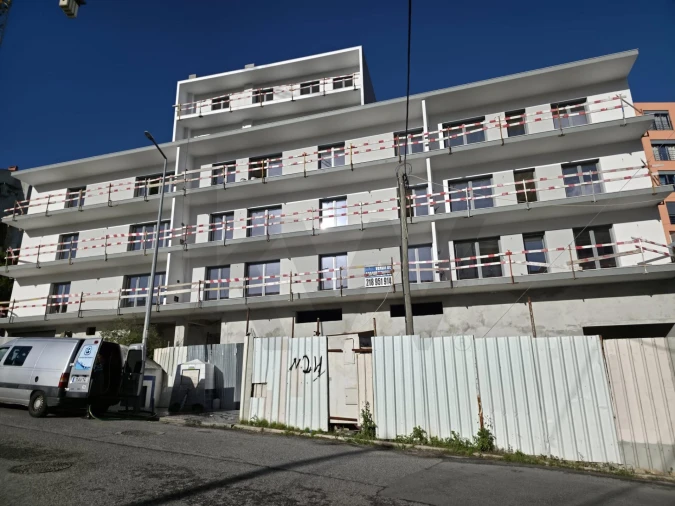 Apartamento T4 para Venda em Ramada e Caneças