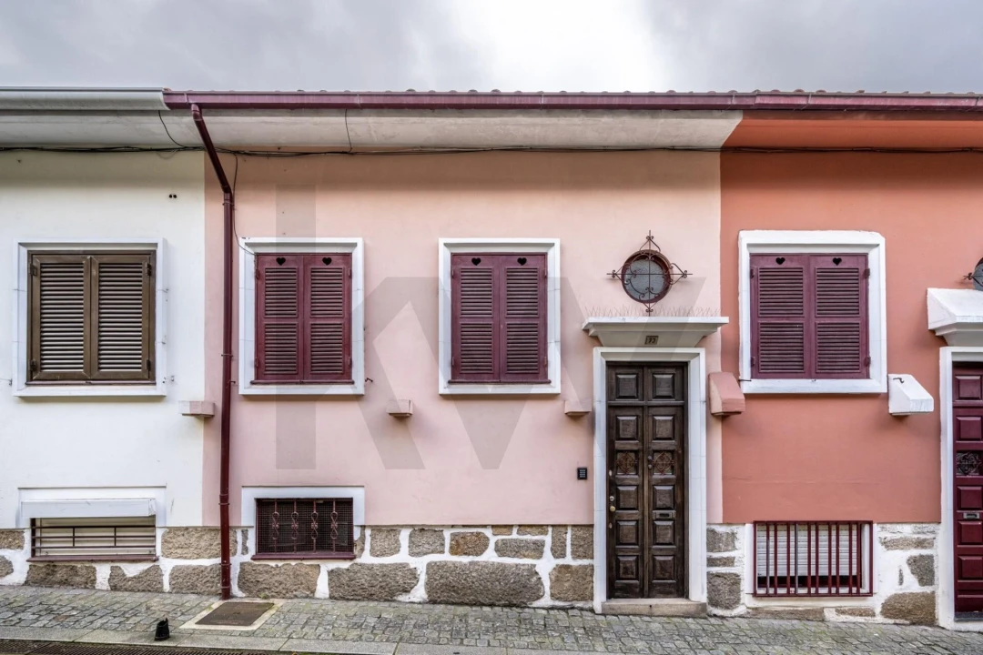 Moradia T3 para Arrendamento em Santa Marinha e São Pedro da Afurada Foto 1