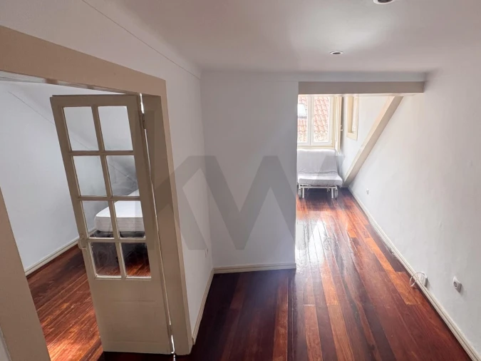 Apartamento T1 para Venda em Misericórdia Foto 3