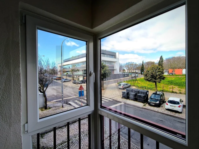 Apartamento T3 para Arrendamento em Oeiras e São Julião da Barra, Paço de Arcos e Caxias Foto 17