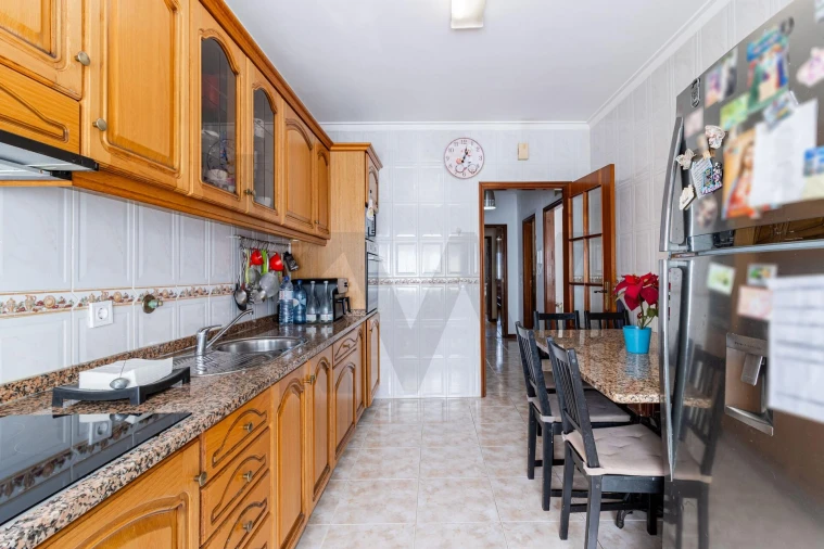 Apartamento T3 para Venda em Fiães Foto 11