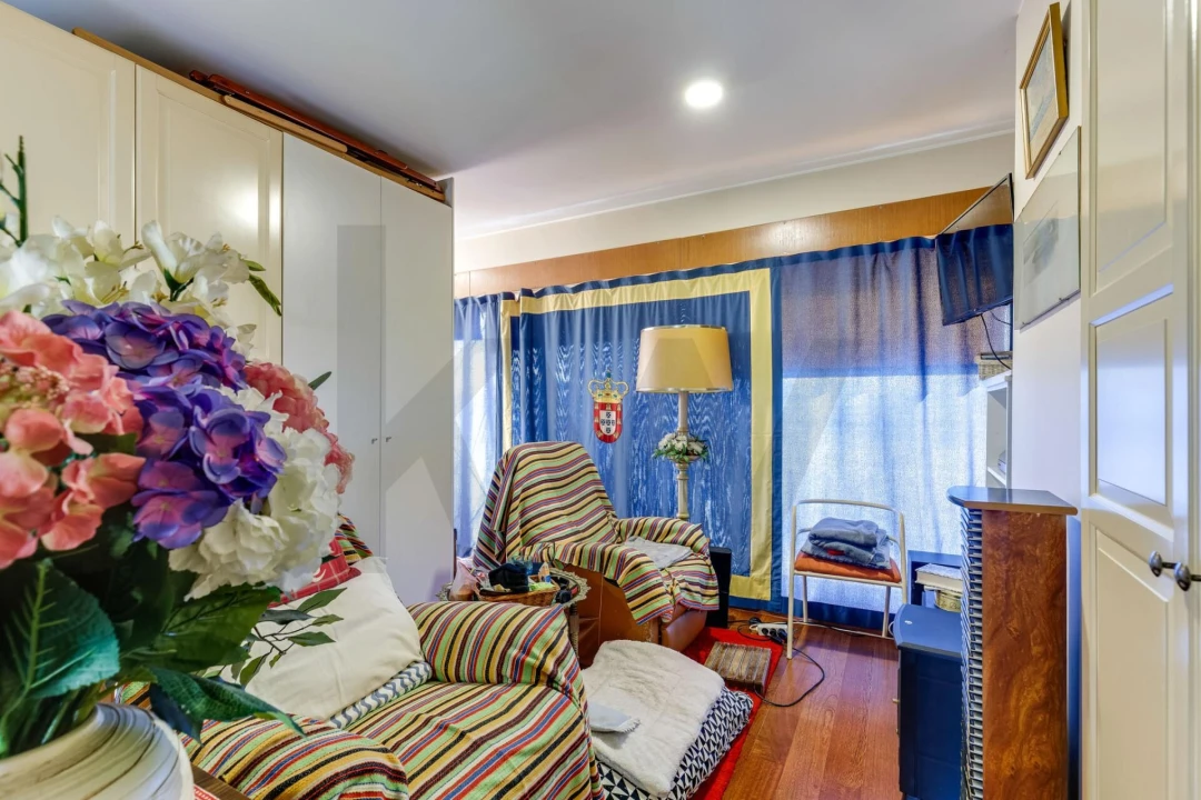 Moradia T5 para Venda em Castêlo da Maia Foto 54