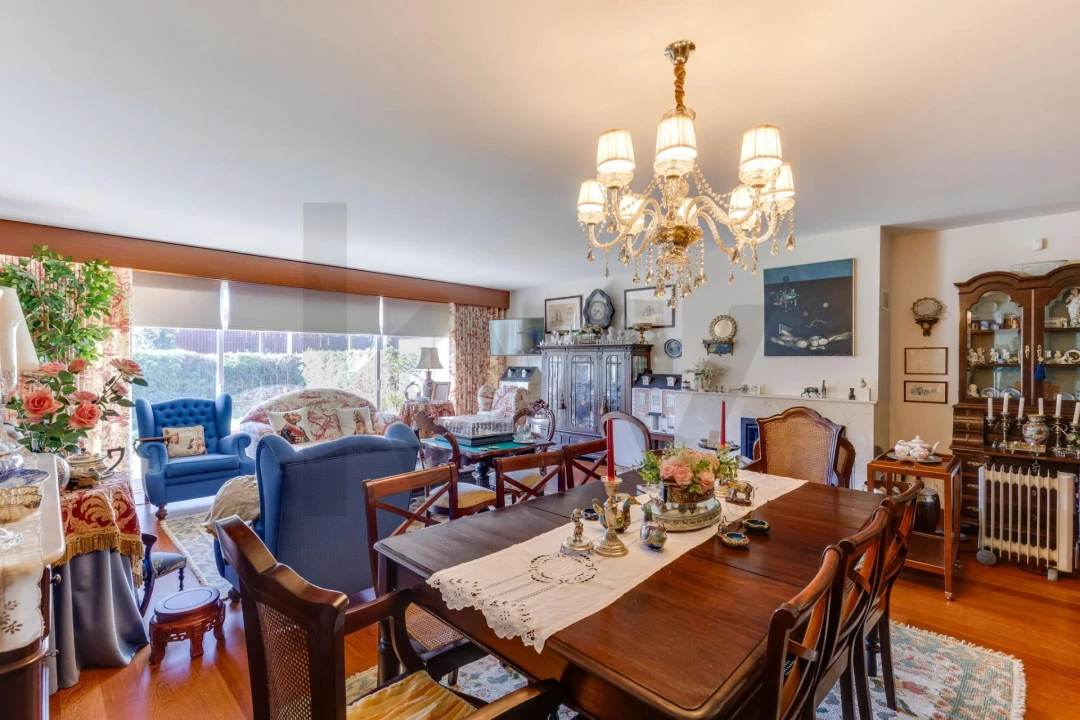 Moradia T5 para Venda em Castêlo da Maia Foto 16