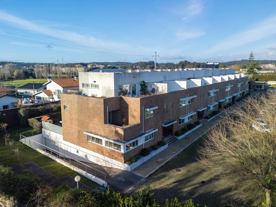 Moradia T5 para Venda em Castêlo da Maia Foto 63