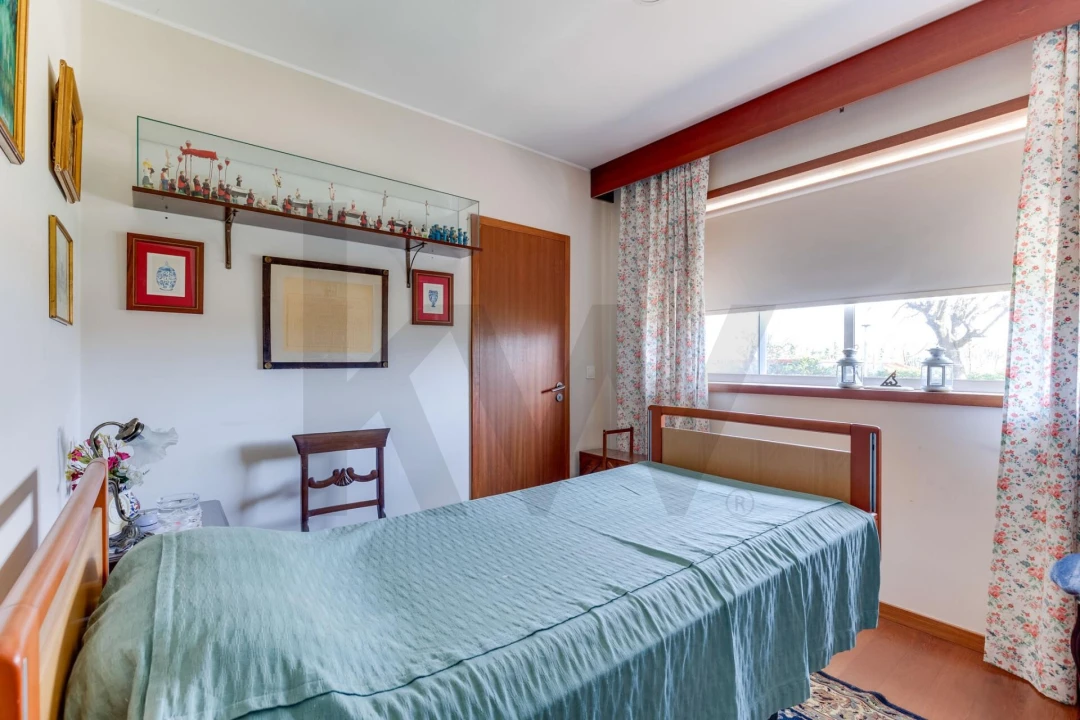 Moradia T5 para Venda em Castêlo da Maia Foto 28