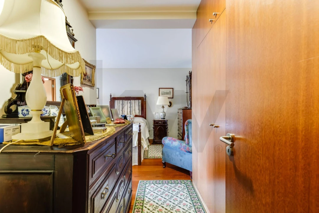 Moradia T5 para Venda em Castêlo da Maia Foto 44