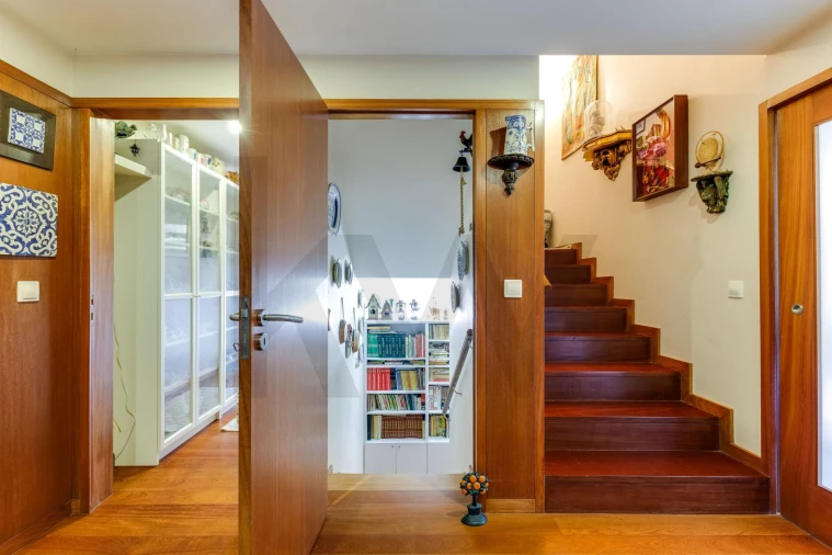 Moradia T5 para Venda em Castêlo da Maia Foto 13