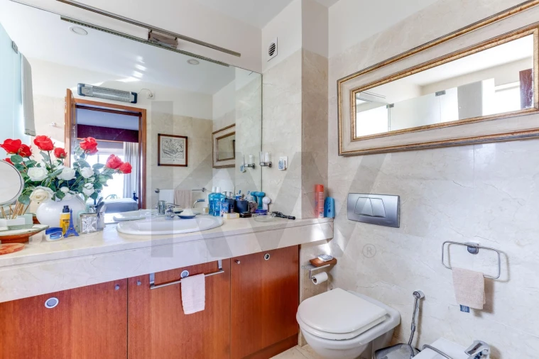 Moradia T5 para Venda em Castêlo da Maia Foto 47