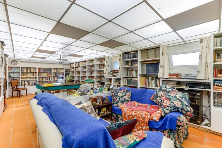 Moradia T5 para Venda em Castêlo da Maia Foto 30