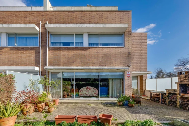 Moradia T5 para Venda em Castêlo da Maia Foto 9