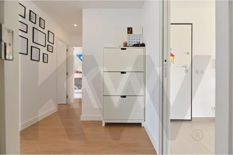 Apartamento T3 para Arrendamento em Carcavelos e Parede Foto 19