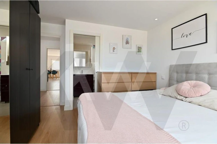 Apartamento T3 para Arrendamento em Carcavelos e Parede Foto 23