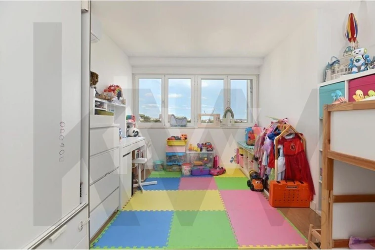 Apartamento T3 para Arrendamento em Carcavelos e Parede Foto 27