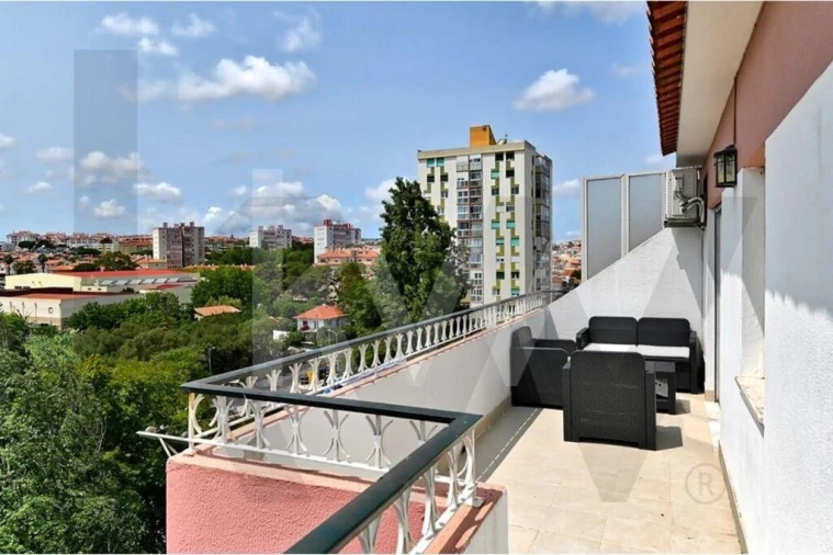 Apartamento T3 para Arrendamento em Carcavelos e Parede Foto 10