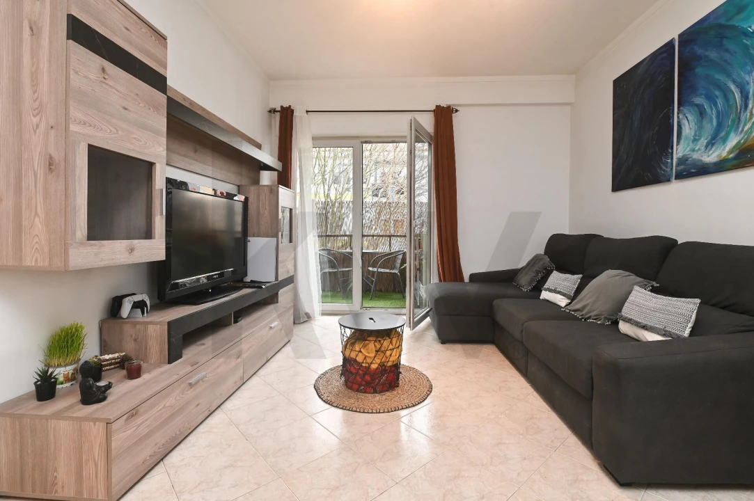 Apartamento T2 para Venda em Santa Iria de Azoia, São João da Talha e Bobadela Foto 1