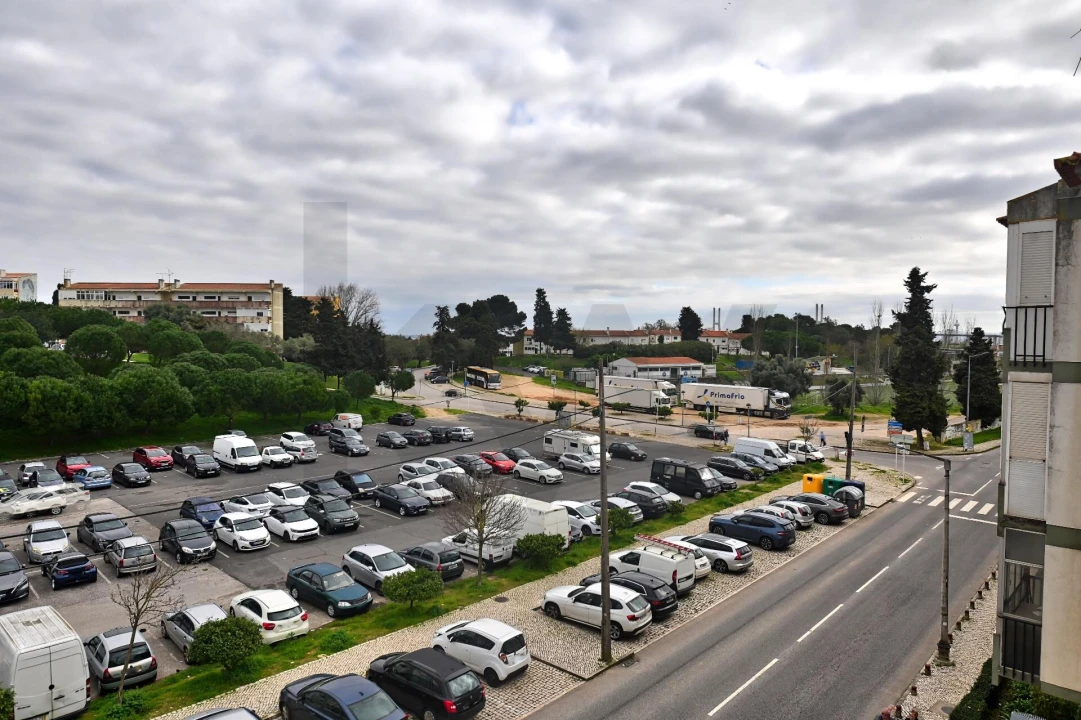 Apartamento T2 para Venda em Santa Iria de Azoia, São João da Talha e Bobadela Foto 18