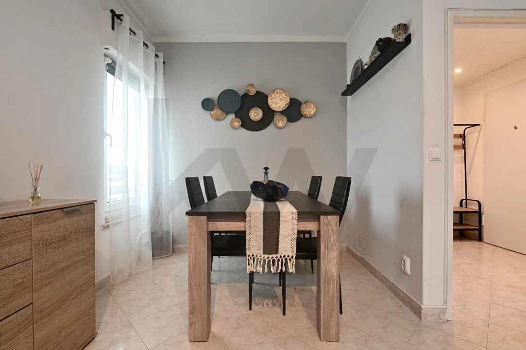 Apartamento T2 para Venda em Santa Iria de Azoia, São João da Talha e Bobadela Foto 3