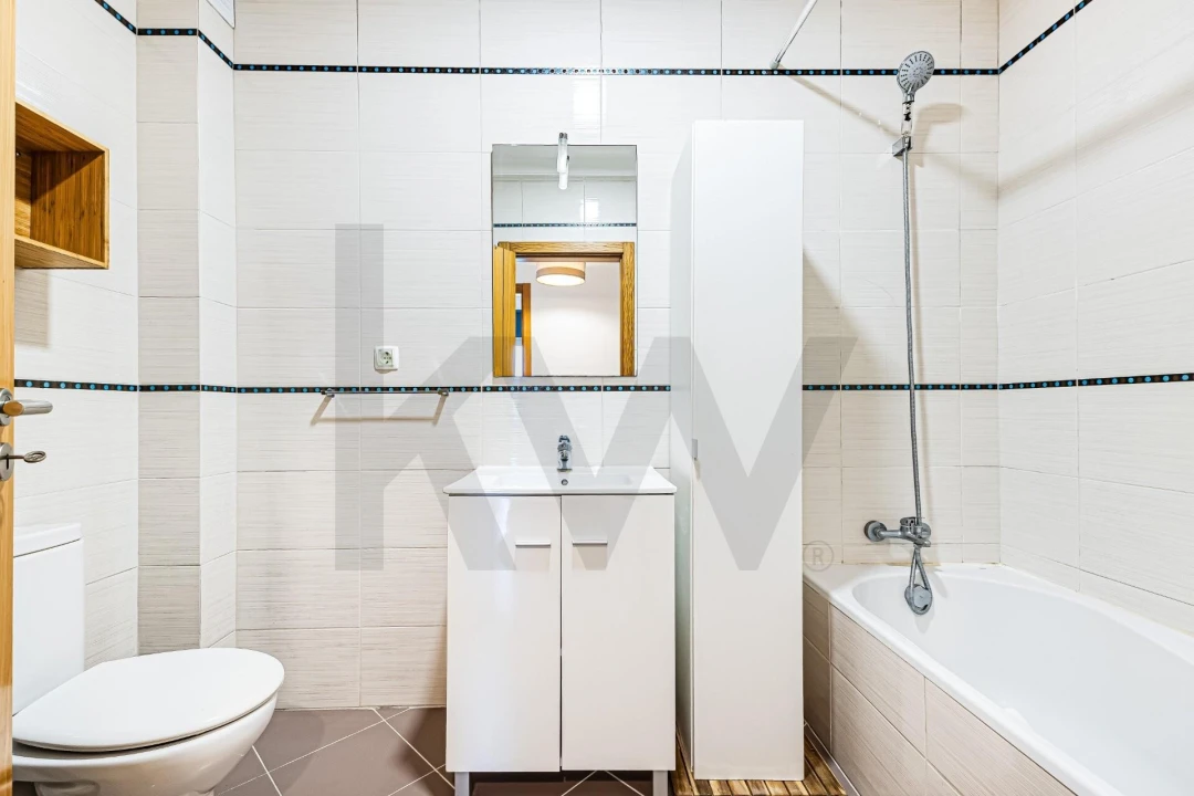 Apartamento T2 para Venda em Porches Foto 7