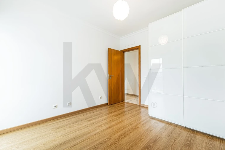 Apartamento T2 para Venda em Porches Foto 13