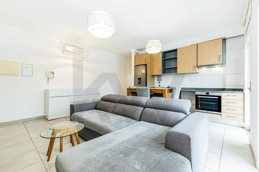 Apartamento T2 para Venda em Porches Foto 4