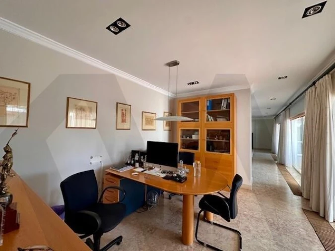 Moradia T3 para Venda em Quarteira Foto 24