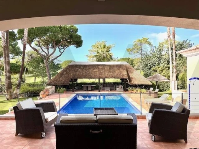 Moradia T3 para Venda em Quarteira Foto 32