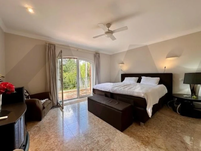 Moradia T3 para Venda em Quarteira Foto 21