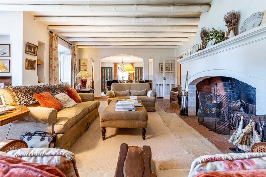 Moradia T5 para Venda em Santo Estêvão Foto 5