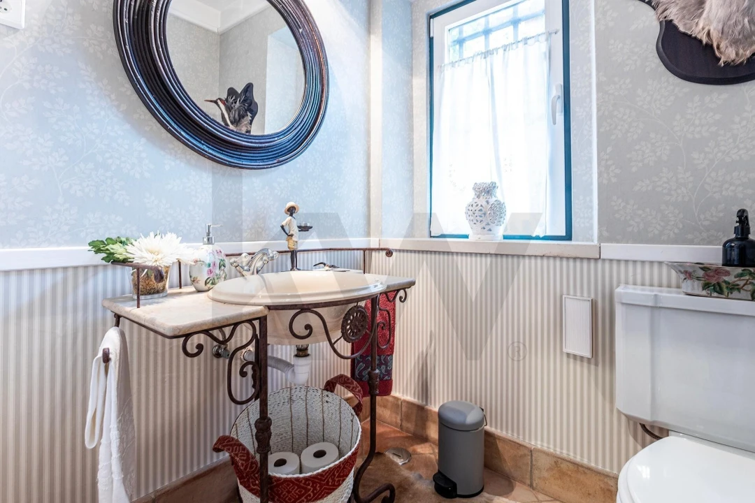 Moradia T5 para Venda em Santo Estêvão Foto 32