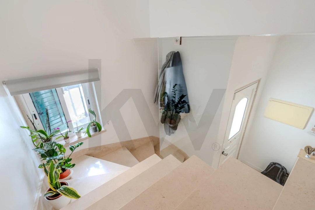 Moradia T5 para Venda em Samora Correia Foto 40