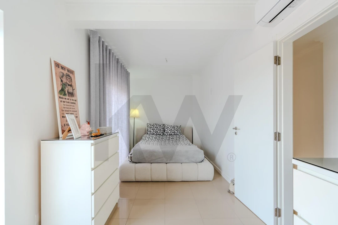 Moradia T5 para Venda em Samora Correia Foto 30