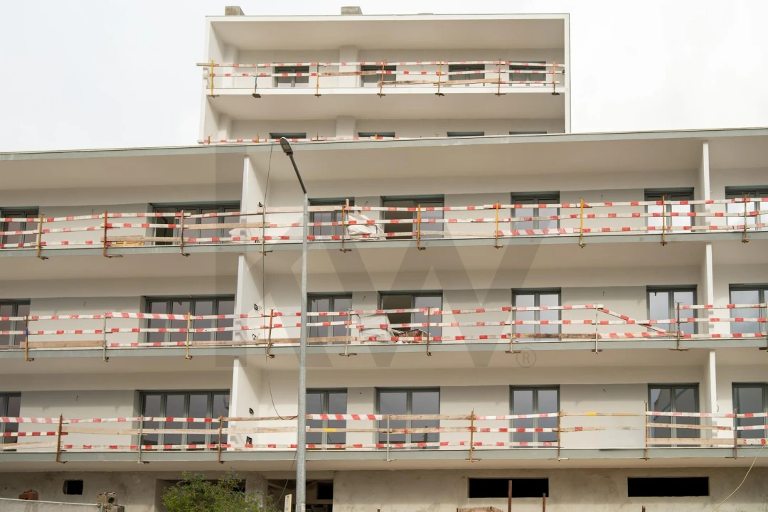 Apartamento T3 para Venda em Ramada e Caneças Foto 3