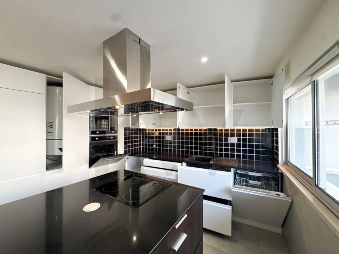 Apartamento T3 para Venda em Marvila Foto 4