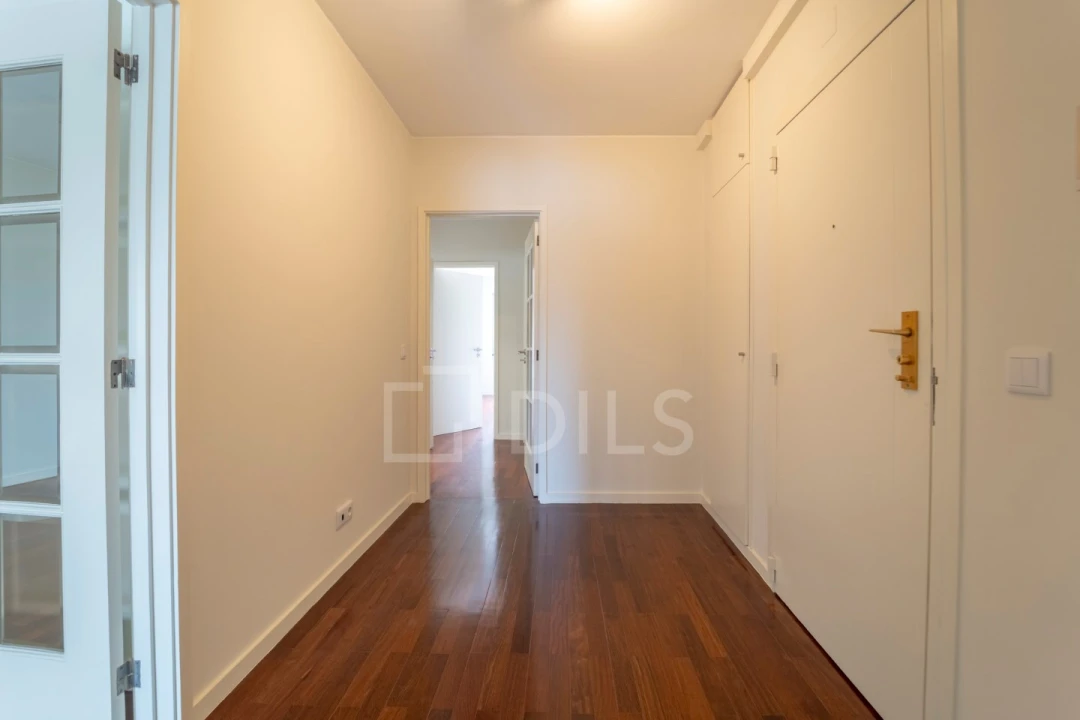 Apartamento T2 para Arrendamento em Ramalde Foto 11