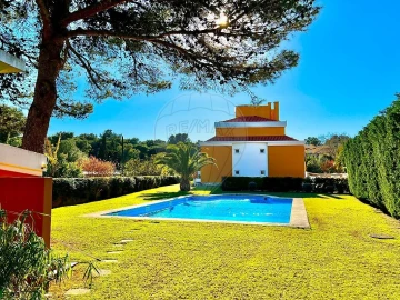 Apartamento T2 para Arrendamento férias em Cascais e Estoril