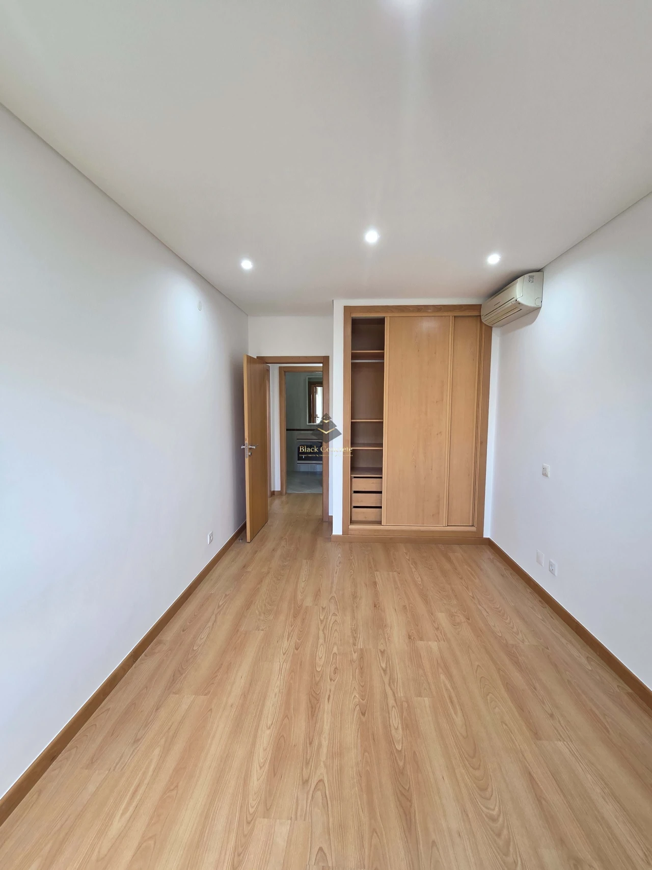 Apartamento T3 para Venda em Odivelas Foto 9