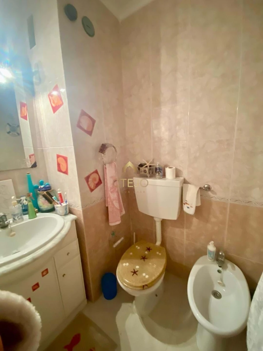 Apartamento T2 para Venda em Caparica e Trafaria Foto 10