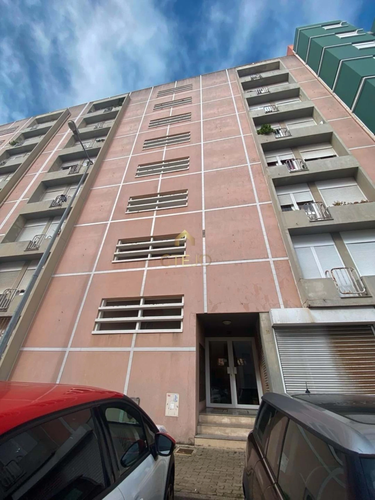 Apartamento T2 para Venda em Caparica e Trafaria Foto 2